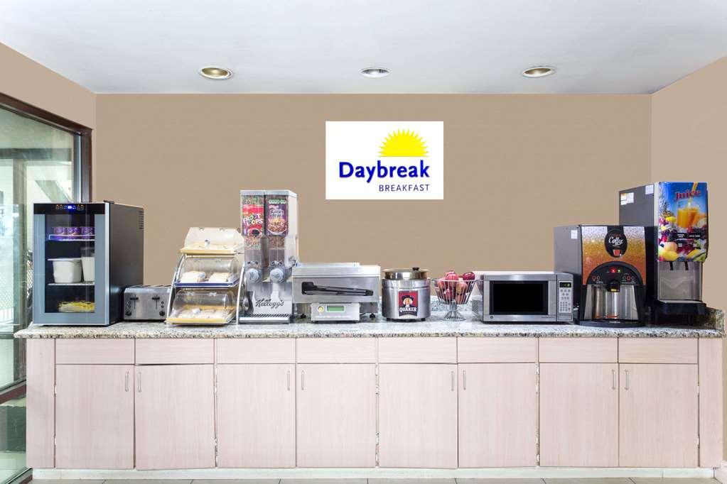 מלון Baymont By Wyndham College Park Atlanta Airport South מראה חיצוני תמונה