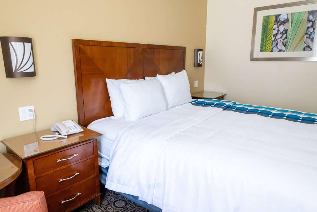 מלון Baymont By Wyndham College Park Atlanta Airport South חדר תמונה