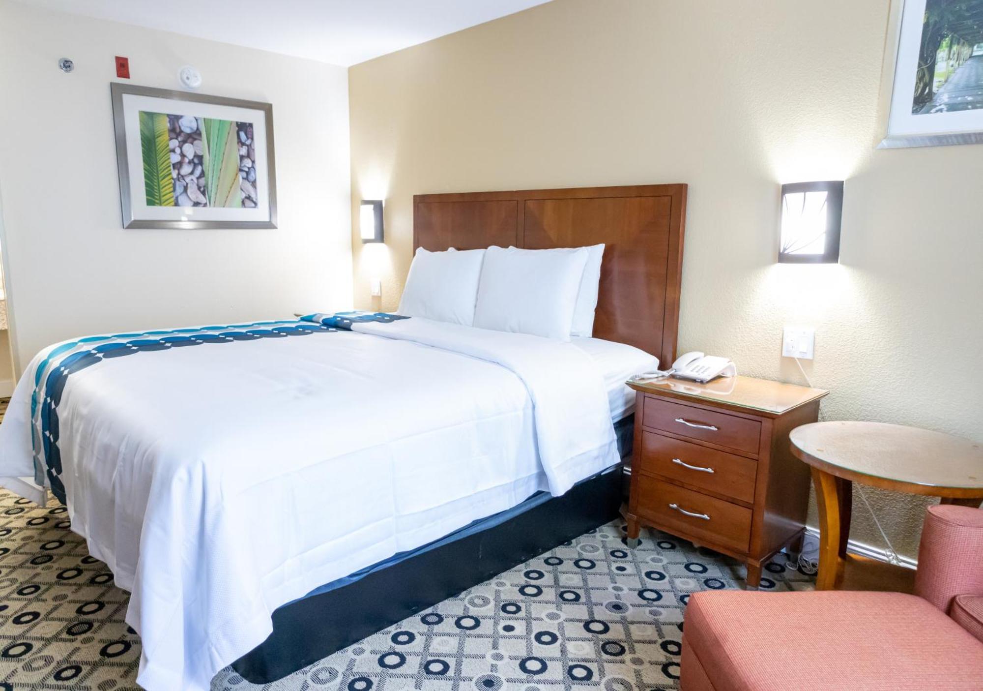 מלון Baymont By Wyndham College Park Atlanta Airport South מראה חיצוני תמונה
